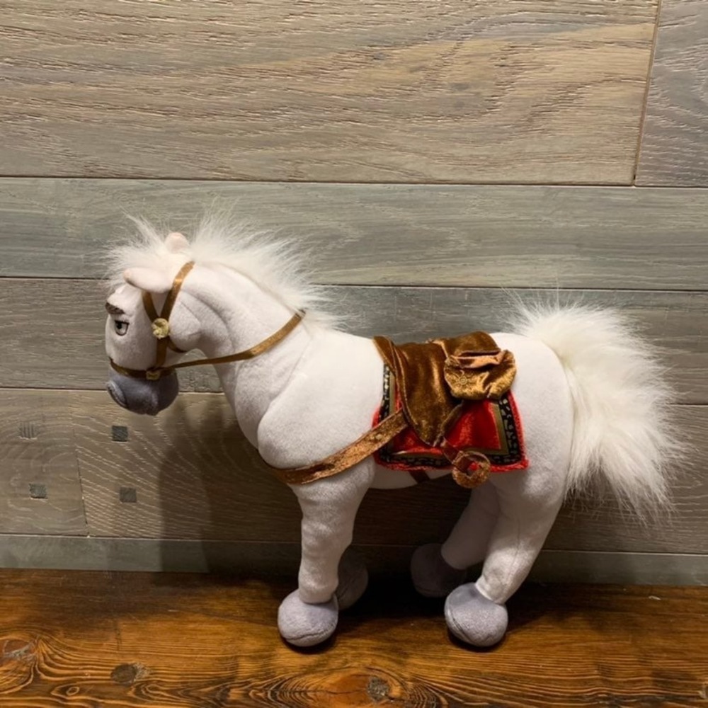 Disney Store Maximus White Horse Rapunze